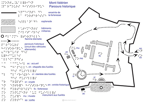 Dessin en relief du plan du Mont Valérien et transcription en braille et gros caractères